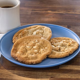 White Chocolate Macadamia Cookie